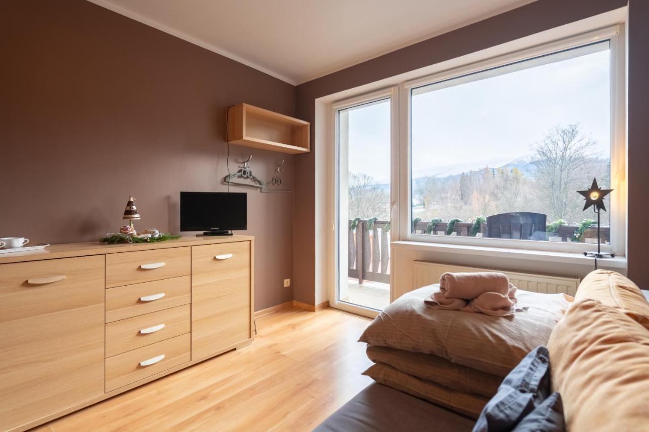 Apartamenty Wiosenna 스클라르스카포렘바 외부 사진