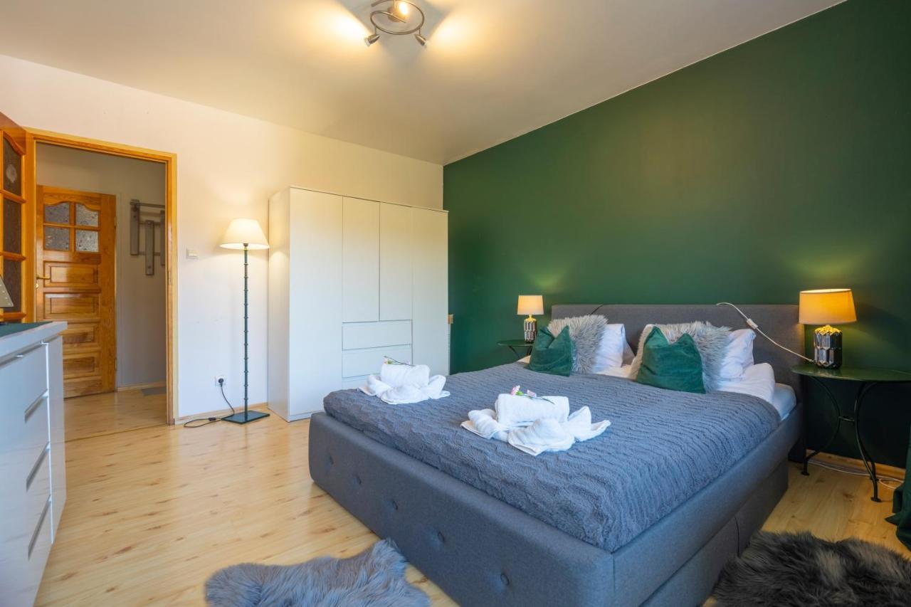 Apartamenty Wiosenna 스클라르스카포렘바 외부 사진
