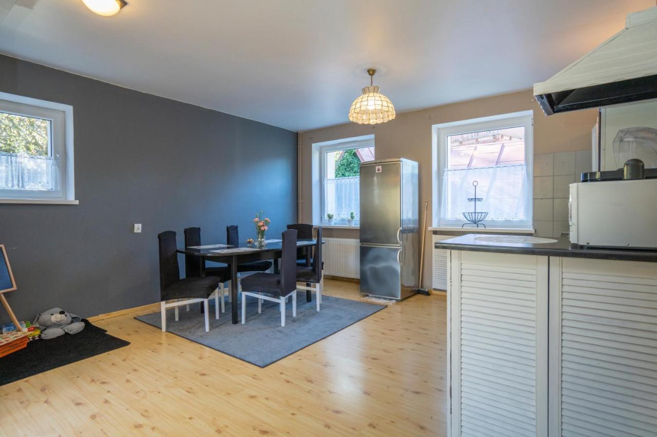 Apartamenty Wiosenna 스클라르스카포렘바 외부 사진